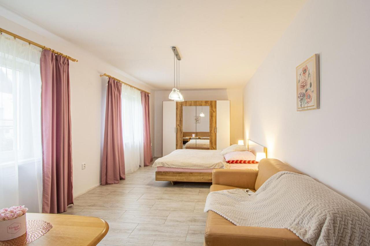 Velky Apartman Zlamanka Kroměříž Exteriér fotografie