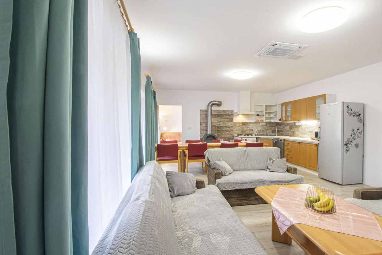 Velky Apartman Zlamanka Kroměříž Exteriér fotografie